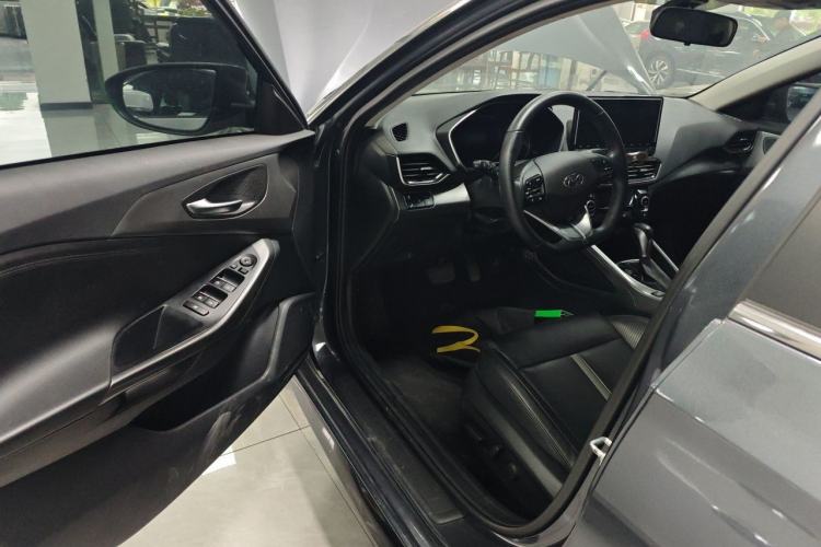 Used Hyundai Lafesta 2021 280TGDi DLX Luxury Edition Driver Seat