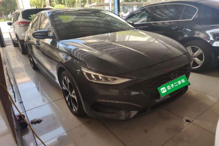 Used Hyundai Lafesta 2021 280TGDi DLX Luxury Edition Front Right 45 Deg