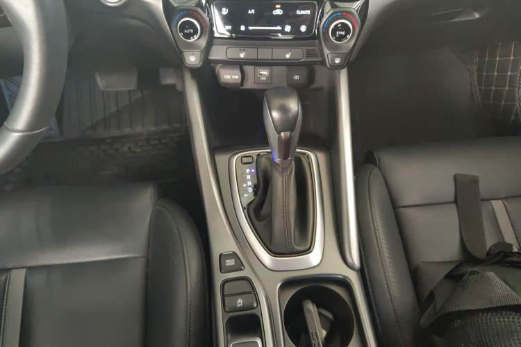 Used Hyundai Lafesta 2021 280TGDi DLX Luxury Edition Gear Lever