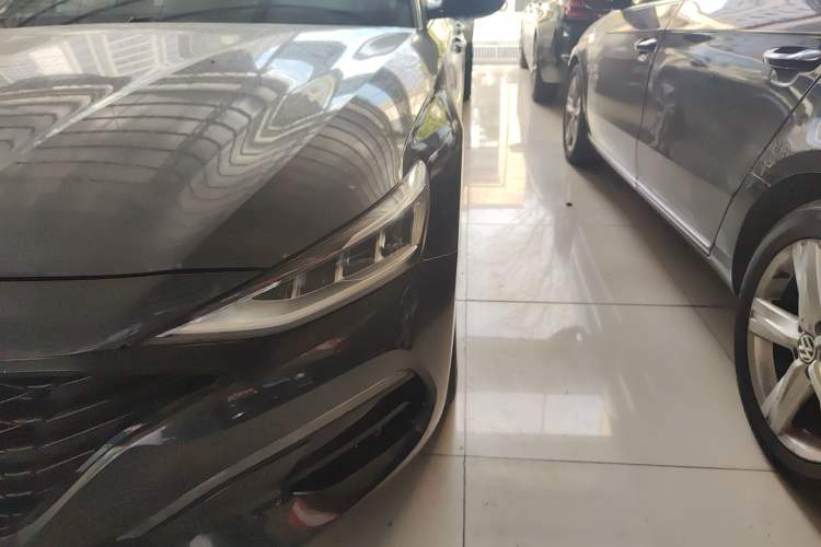 Used Hyundai Lafesta 2021 280TGDi DLX Luxury Edition Left Front Headlight