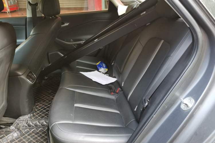 Used Hyundai Lafesta 2021 280TGDi DLX Luxury Edition Left Rear Seat