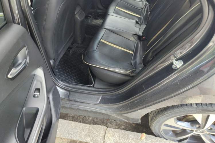 Used Hyundai Lafesta 2021 280TGDi GLX Elite Edition Left Rear Seat