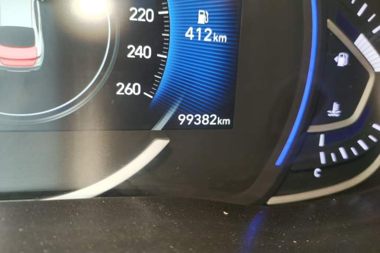 Used Hyundai Lafesta 2021 280TGDi DLX Luxury Edition Odometer Close Up