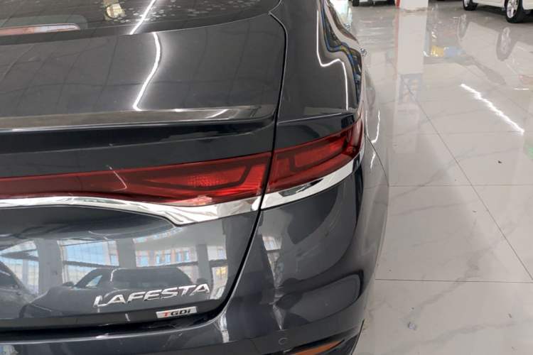 Used Hyundai Lafesta 2021 280TGDi GLX Elite Edition Right Rear Taillight