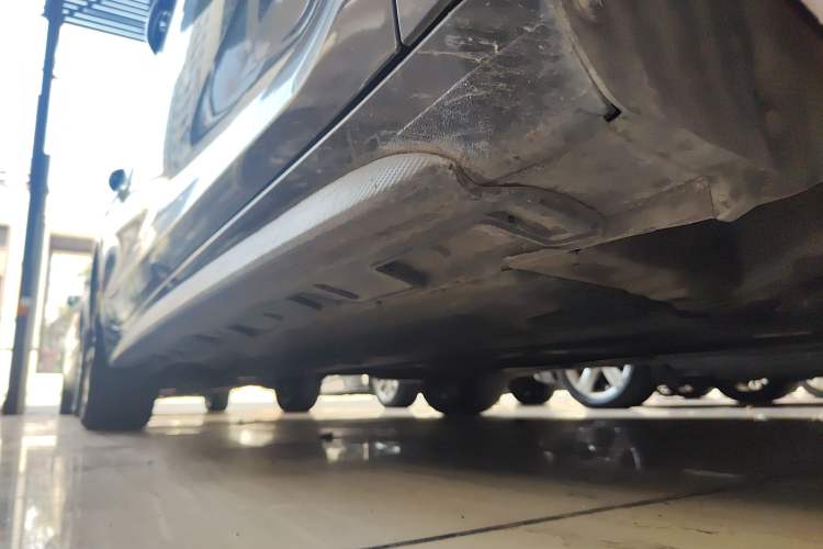 Used Hyundai Lafesta 2021 280TGDi DLX Luxury Edition Right Side Sill