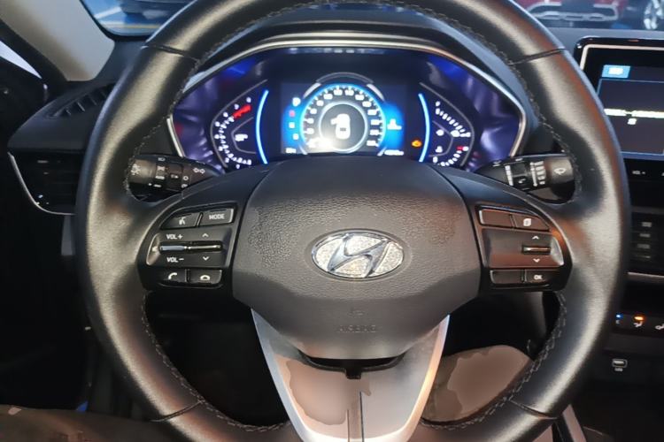 Used Hyundai Lafesta 2021 280TGDi GLX Elite Edition Steering Wheel