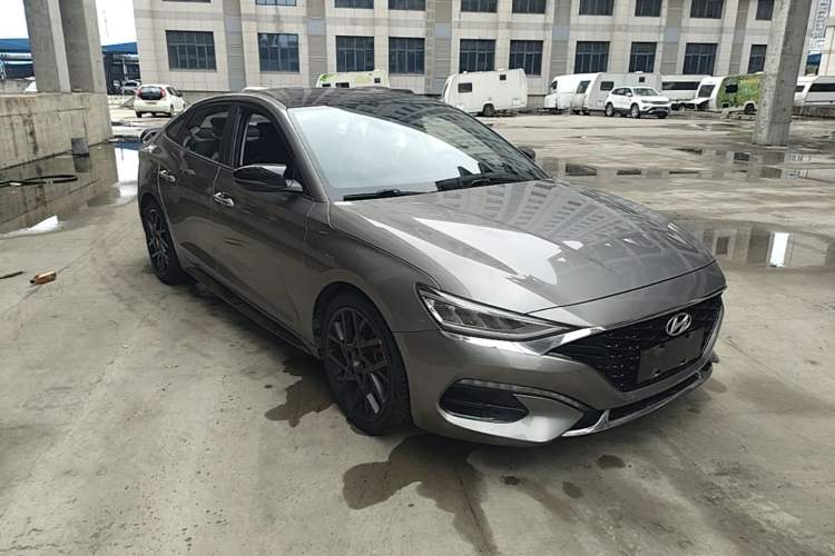 Used Hyundai Lafesta 2021 280TGDi Luxury Sport Enjoyment Edition Front Right 45 Deg