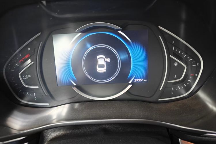 Used Hyundai Lafesta 2021 280TGDi GLX Elite Edition Odometer Close Up
