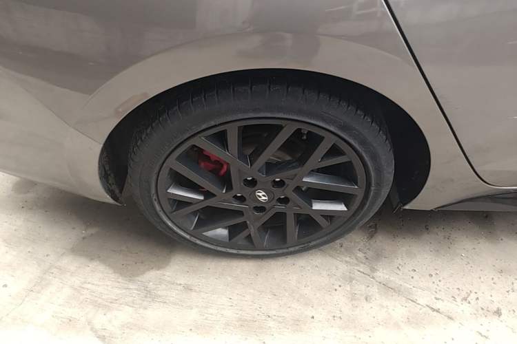 Used Hyundai Lafesta 2021 280TGDi Luxury Sport Enjoyment Edition Right Rear Wheel Hub