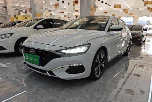 Ojetý Hyundai Lafesta 2021 280TGDi DLX Luxury Edition