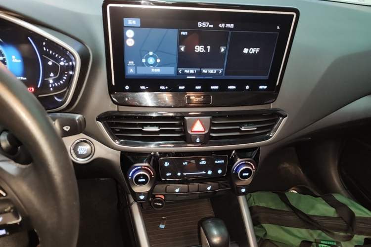 Used Hyundai Lafesta 2021 280TGDi DLX Luxury Edition Audio And AC Panel