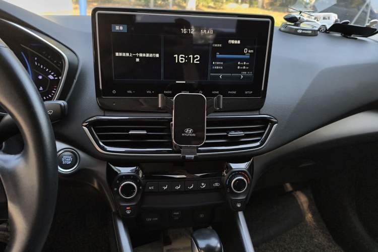 Used Hyundai Lafesta 2021 280TGDi GLX Elite Edition Audio And AC Panel