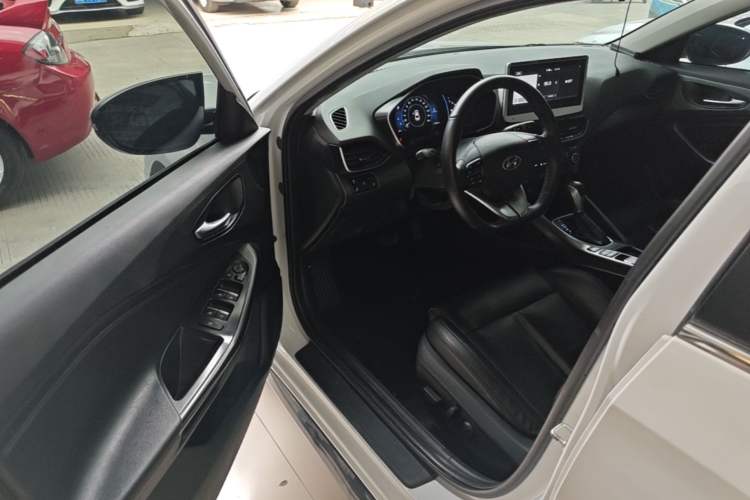 Used Hyundai Lafesta 2021 280TGDi DLX Luxury Edition Driver Seat