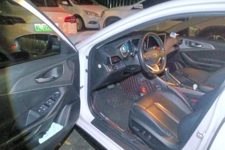 Used Hyundai Lafesta 2021 280TGDi DLX Luxury Edition Driver Seat