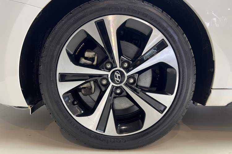 Used Hyundai Lafesta 2021 280TGDi GLX Elite Edition Exterior 4