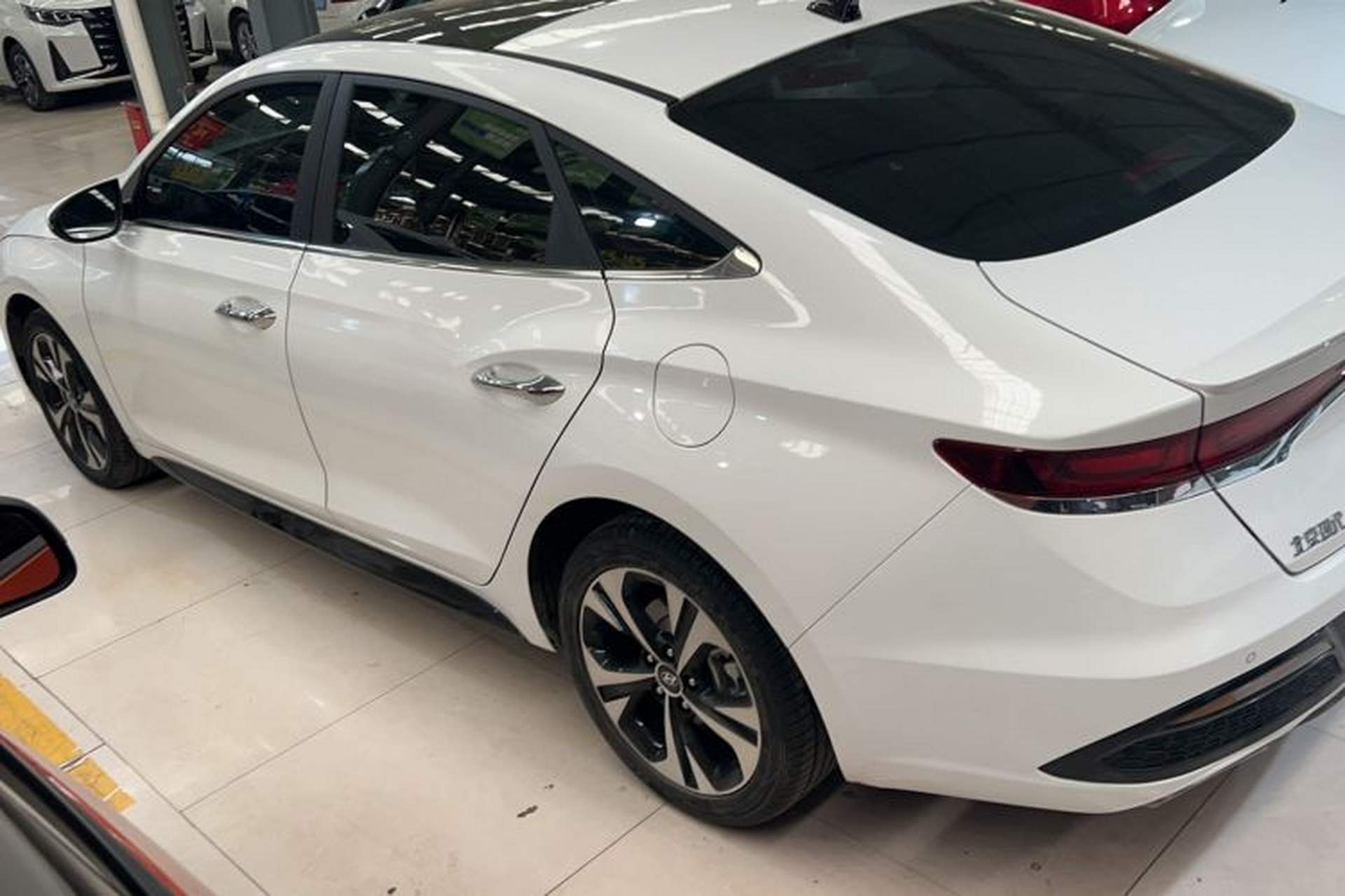 Used Hyundai Lafesta 2021 280TGDi GLX Elite Edition Exterior 5