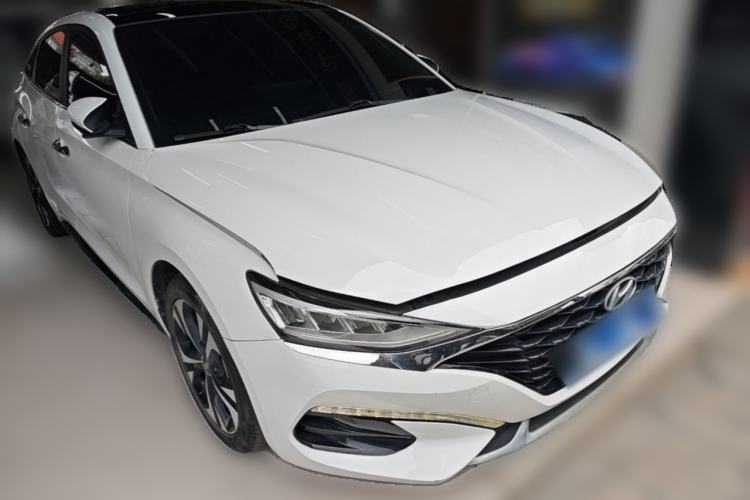 Used Hyundai Lafesta 2021 280TGDi DLX Luxury Edition Front Right 45 Deg
