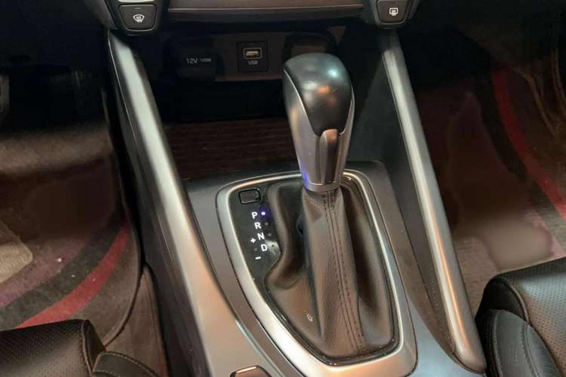 Used Hyundai Lafesta 2021 280TGDi GLX Elite Edition Gear Lever