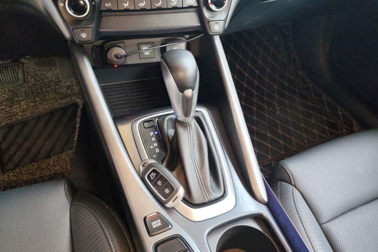 Used Hyundai Lafesta 2021 280TGDi GLX Elite Edition Gear Lever