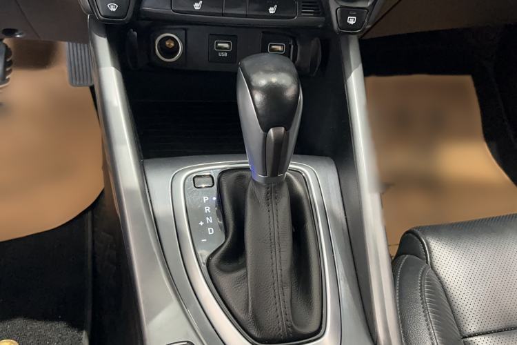 Used Hyundai Lafesta 2021 280TGDi DLX Luxury Edition Gear Lever