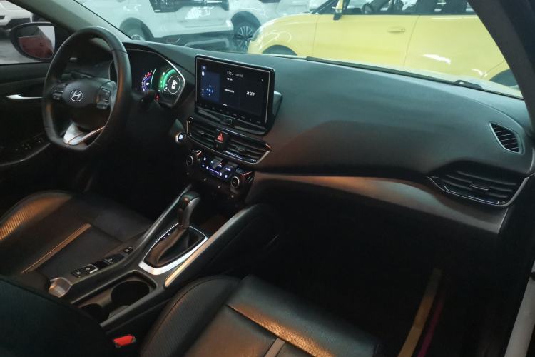 Used Hyundai Lafesta 2021 280TGDi DLX Luxury Edition Interior 5
