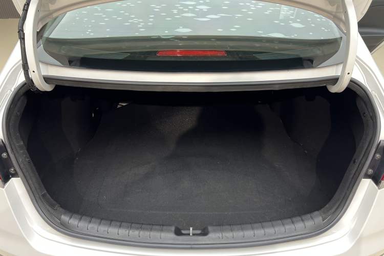 Used Hyundai Lafesta 2021 280TGDi GLX Elite Edition Interior 9