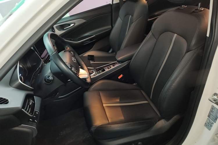 Used Hyundai Lafesta 2021 280TGDi DLX Luxury Edition Left Front Seat