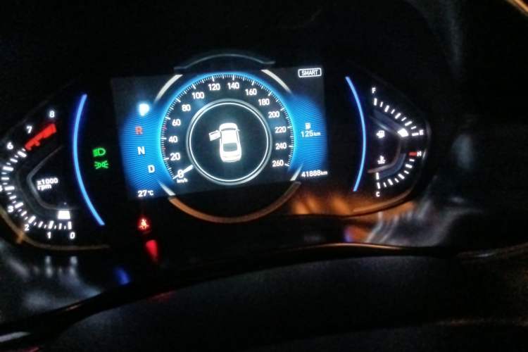 Used Hyundai Lafesta 2021 280TGDi DLX Luxury Edition Odometer Close Up