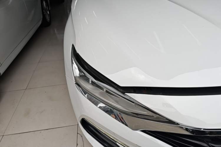 Used Hyundai Lafesta 2021 280TGDi DLX Luxury Edition Right Front Headlight