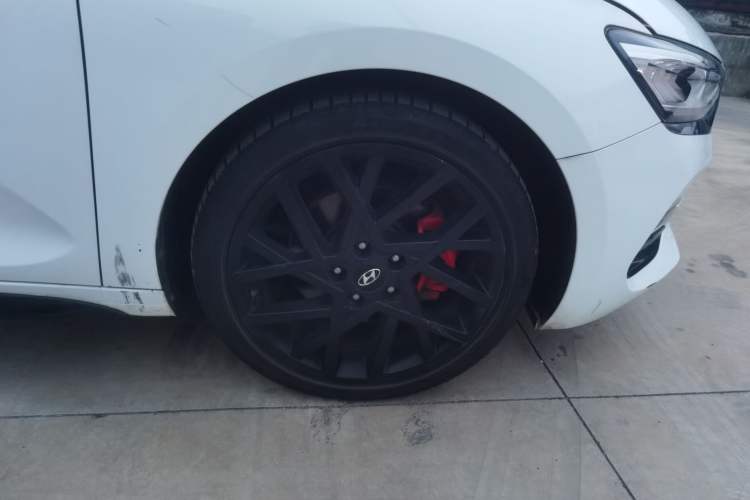 Used Hyundai Lafesta 2021 280TGDi Luxury Sport Enjoyment Edition Right Front Wheel Hub