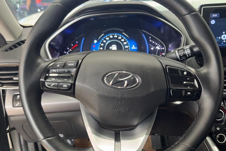 Used Hyundai Lafesta 2021 280TGDi DLX Luxury Edition Steering Wheel