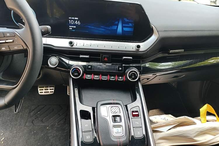 Used Hyundai Lafesta 2023 270T N Line DLX Luxury Edition Audio And AC Panel