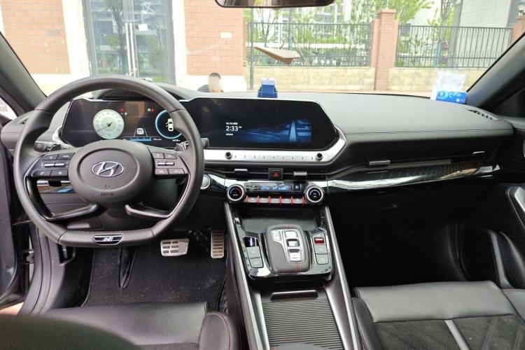 Used Hyundai Lafesta 2023 270T N Line DLX Luxury Edition Center Console