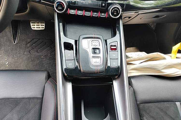 Used Hyundai Lafesta 2023 270T N Line DLX Luxury Edition Gear Lever