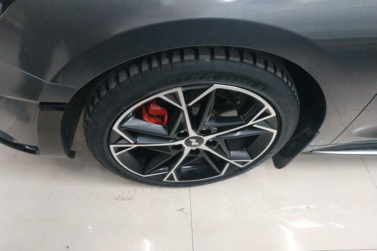 Used Hyundai Lafesta 2023 270T N Line DLX Luxury Edition Left Front Wheel Hub