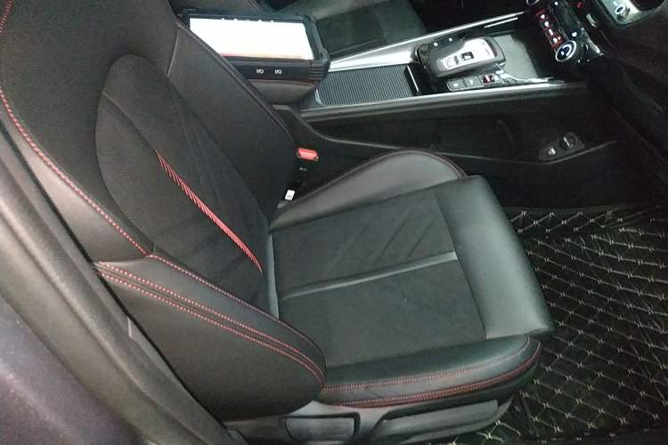 Used Hyundai Lafesta 2023 270T N Line DLX Luxury Edition Right Front Seat