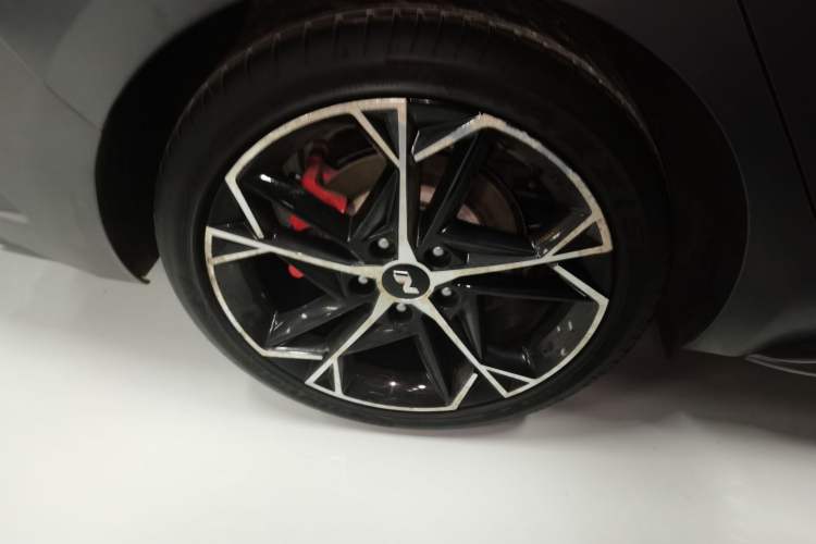 Used Hyundai Lafesta 2023 270T N Line DLX Luxury Edition Right Rear Wheel Hub