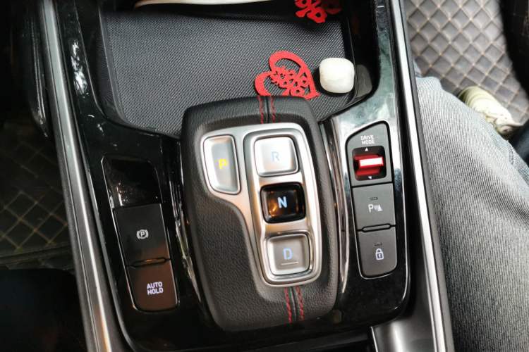 Used Hyundai Lafesta 2023 270T N Line DLX Luxury Edition Gear Lever