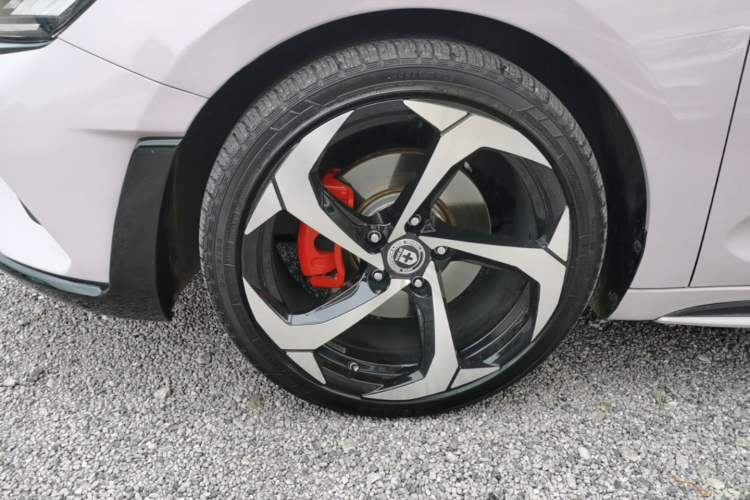 Used Hyundai Lafesta 2023 270T N Line DLX Luxury Edition Left Front Wheel Hub