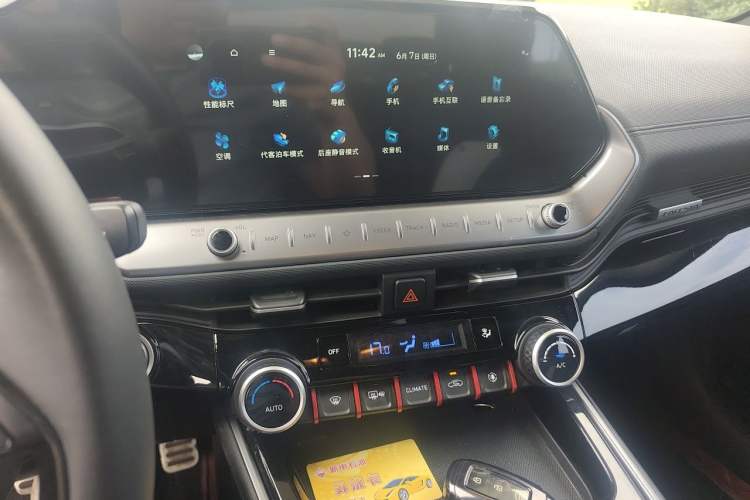 Used Hyundai Lafesta 2023 270T N Line DLX Luxury Edition Audio And AC Panel