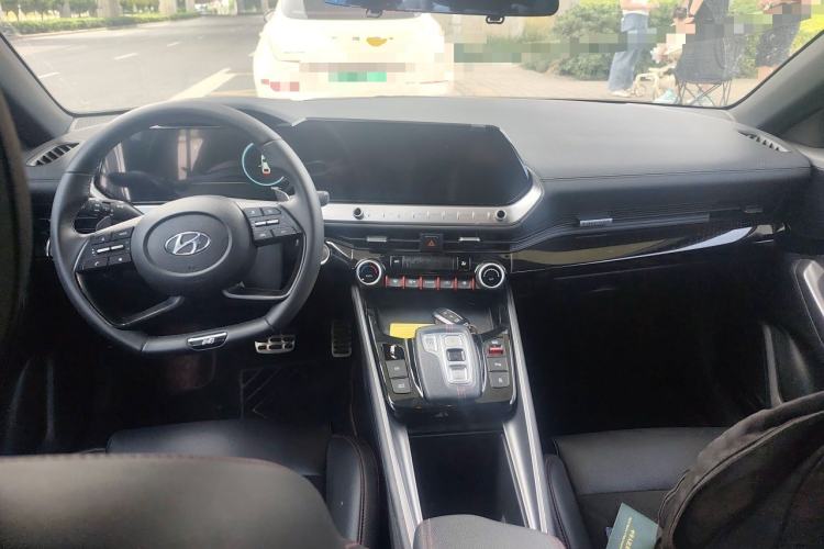 Used Hyundai Lafesta 2023 270T N Line DLX Luxury Edition Center Console