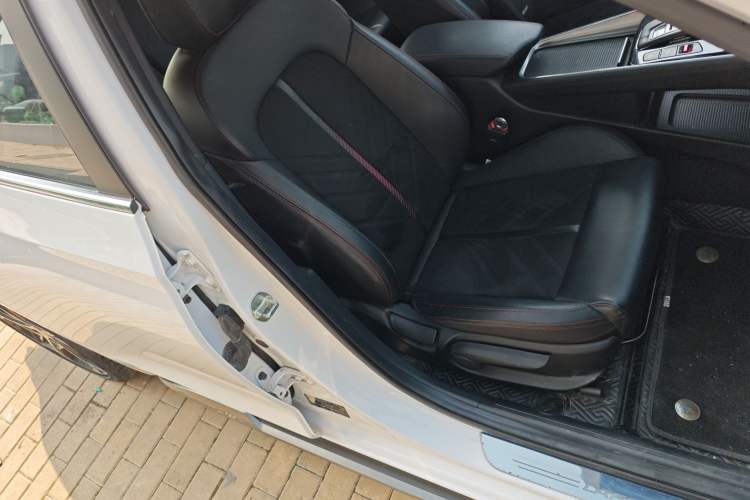 Used Hyundai Lafesta 2023 270T N Line DLX Luxury Edition Right Front Seat