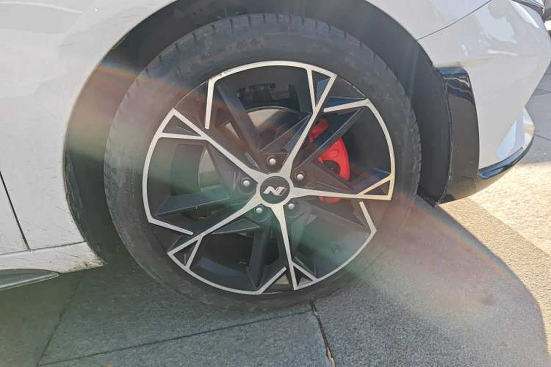 Used Hyundai Lafesta 2023 270T N Line DLX Luxury Edition Right Front Wheel Hub