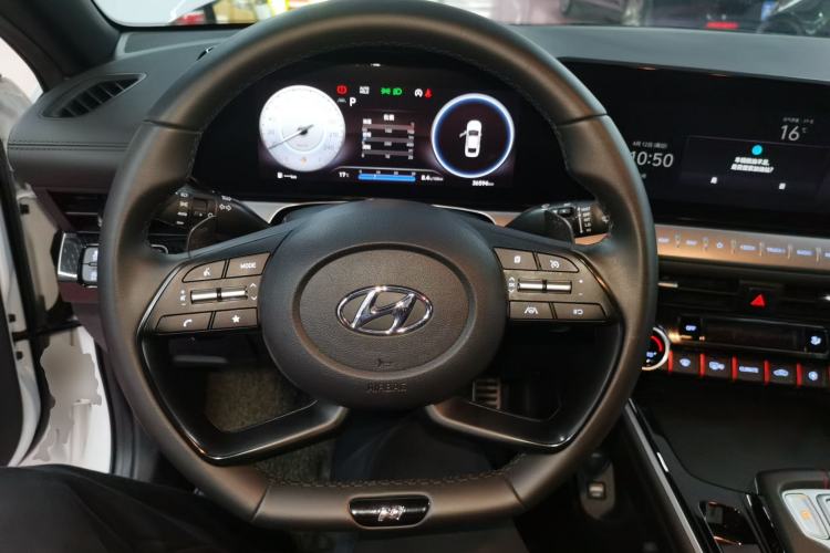 Used Hyundai Lafesta 2023 270T N Line DLX Luxury Edition Steering Wheel
