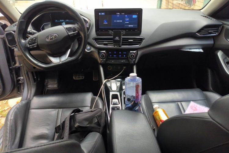 Used Hyundai Lafesta Electric 2020 GLX ZhiJie Edition Center Console