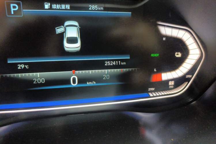 Used Hyundai Lafesta Electric 2020 GLX ZhiJie Edition Odometer Close Up