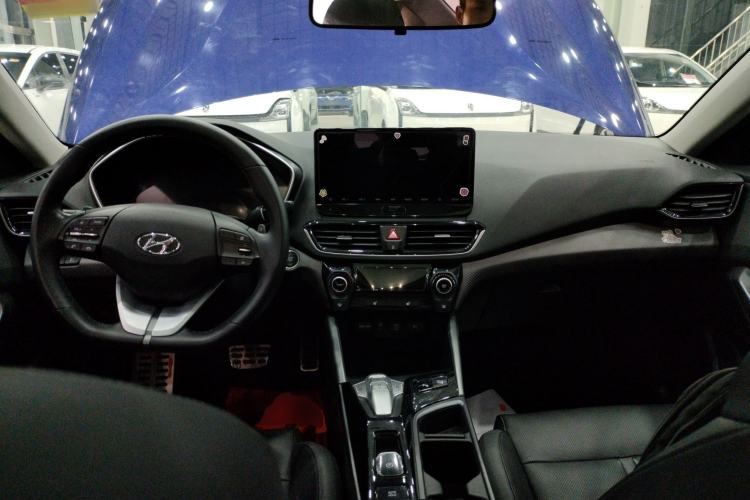 Used Hyundai Lafesta Electric 2020 GLX ZhiJie Edition Center Console