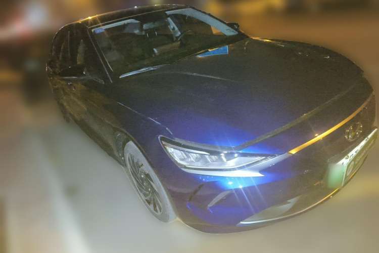 Used Hyundai Lafesta Electric 2020 GLX ZhiJie Edition Front Right 45 Deg