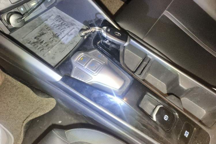 Used Hyundai Lafesta Electric 2020 GLX ZhiJie Edition Gear Lever