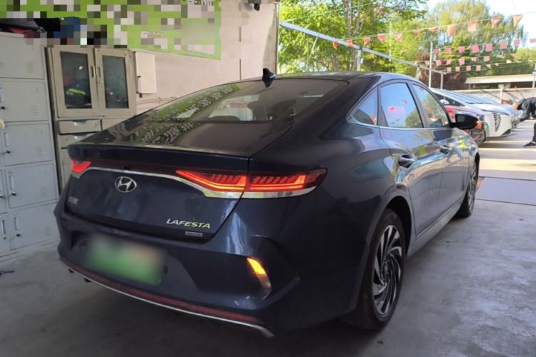 Used Hyundai Lafesta Electric 2020 GLX ZhiJie Edition Rear Right 45 Deg